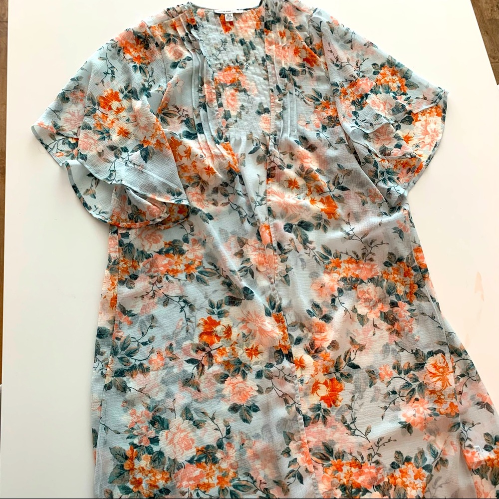 AE floral kimono
